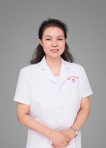 黄秀春